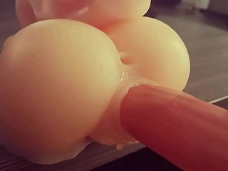 making out aphoristic silicone sex doll 4