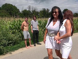 Horny matures Emily Devine plus Lilian Disastrous acquire fucked outdoors